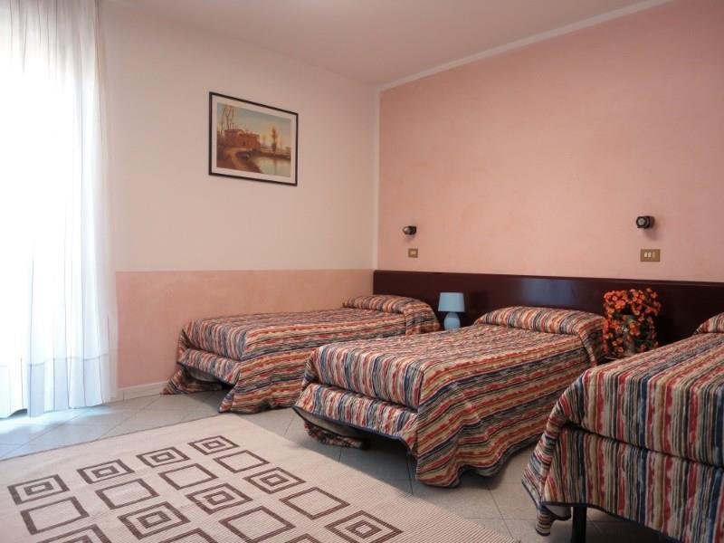 Eurhotel Florens Rum bild